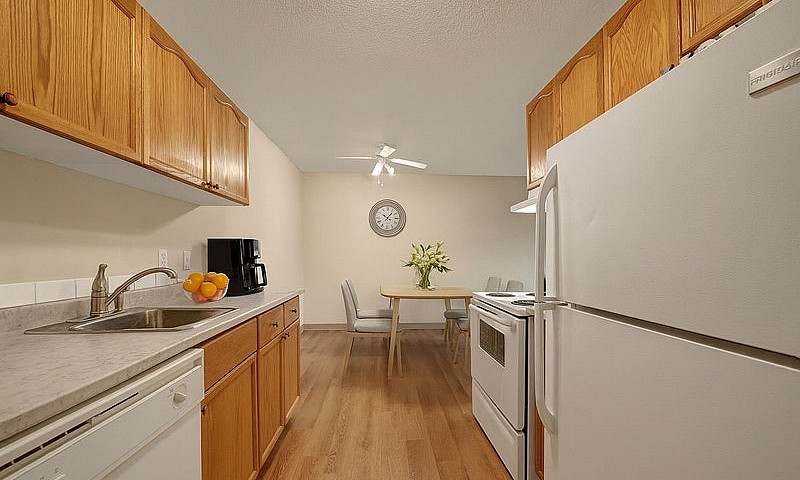 2 Bed X 1 Bath Apart...