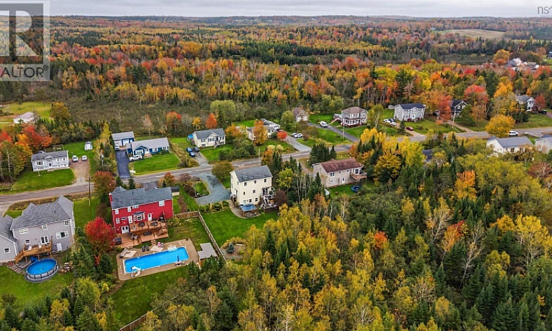 74 Bonavista Avenue ...