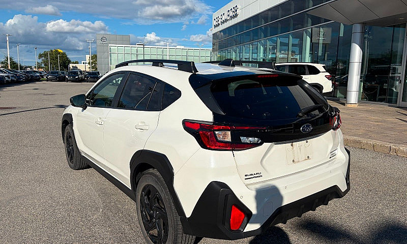 2024 Subaru Crosstre...
