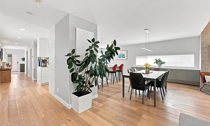 398 Beaverbrook Stre...