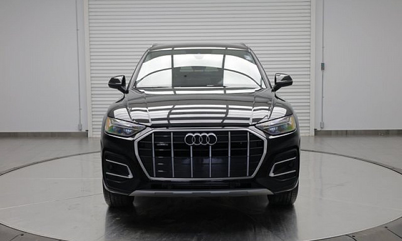 2024 Audi Q5 Komfort...
