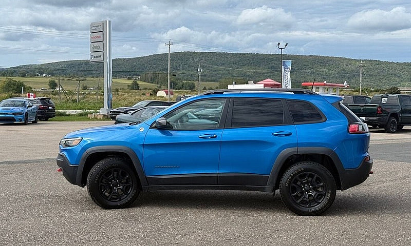 2021 Jeep Cherokee T...