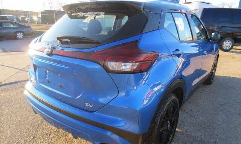 2022 Nissan Kicks Sv...