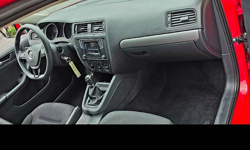 2016 Volkswagen Jett...