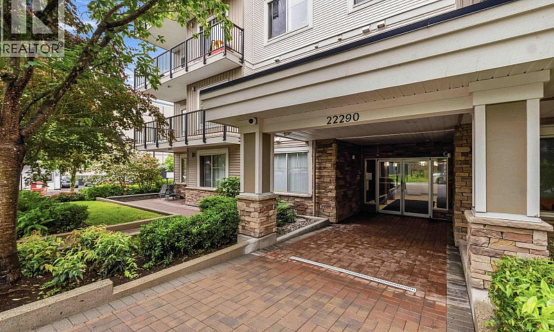 109 22290 North Aven...
