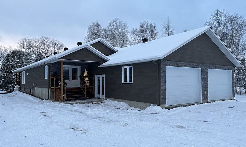 825 000$ - Bungalow ...