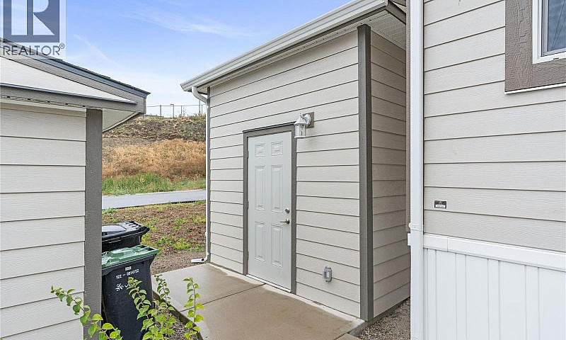 4701 Pleasant Valley...