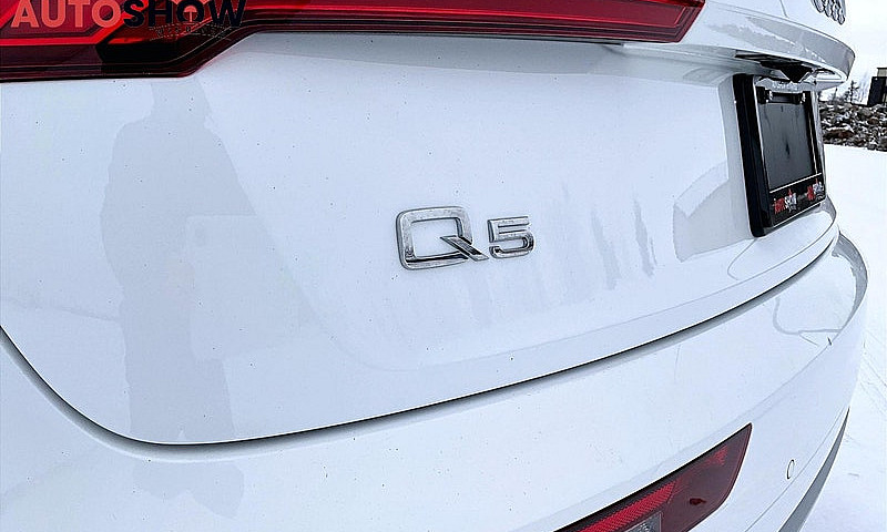 2020 Audi Q5 45 Komf...