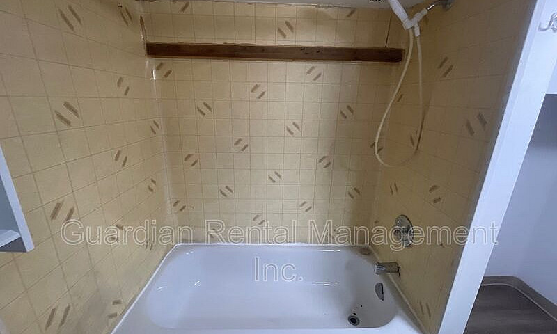 1 Bed, 1 Bath Unit -...