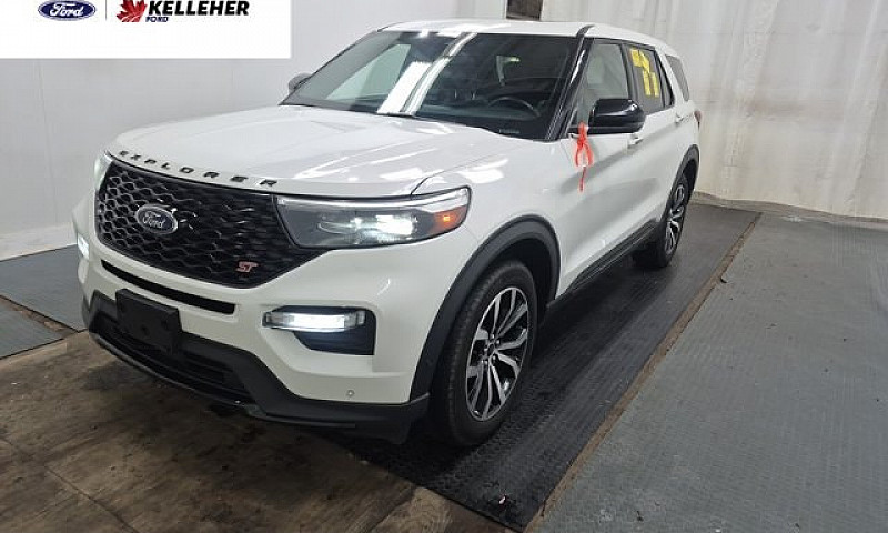 2022 Ford Explorer S...