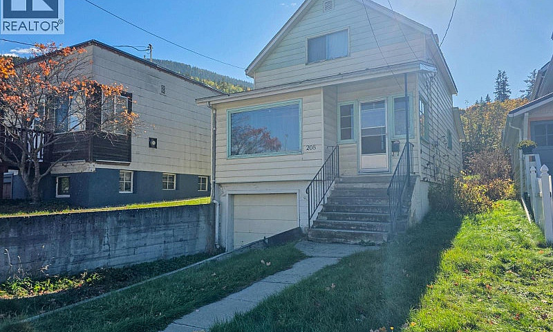 208 Anderson Street ...