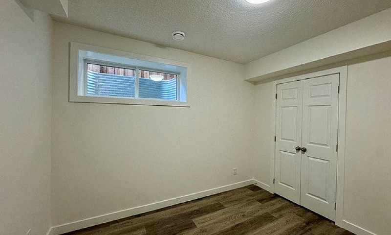 Rosenthal 2 Bed 1 Ba...