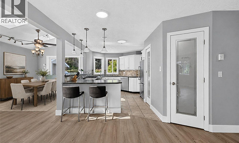 16 Edwards Estates R...