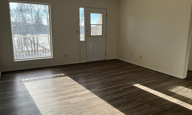 2 Bed 1 Bath Unit In...