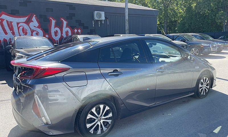 2020 Toyota Prius Pr...