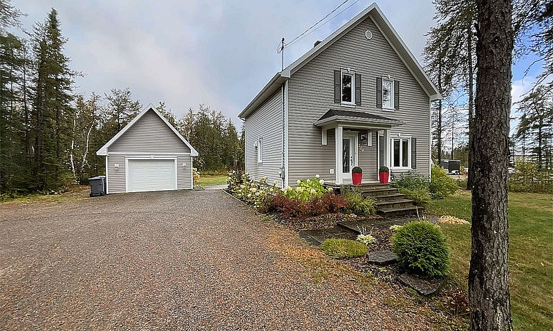 $458,500 - 2 Storey ...