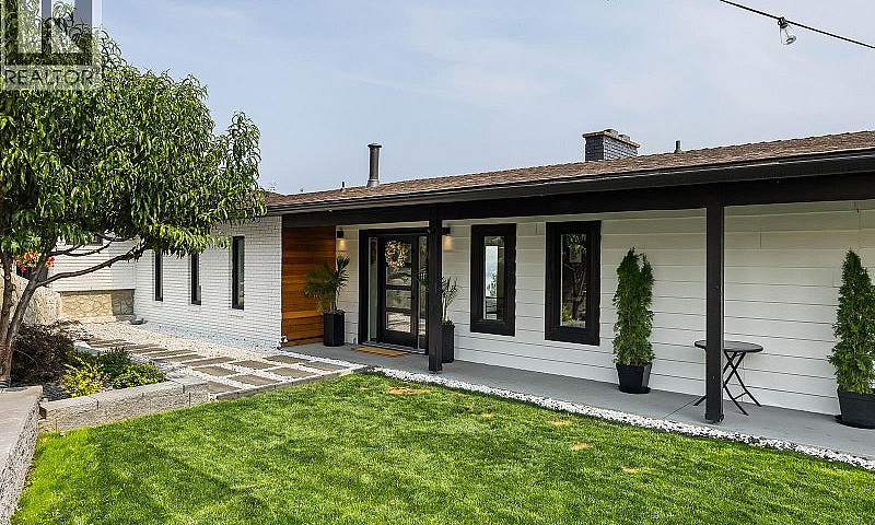 2751 Lakeview Road W...