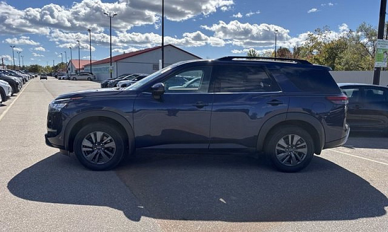 2024 Nissan Pathfind...