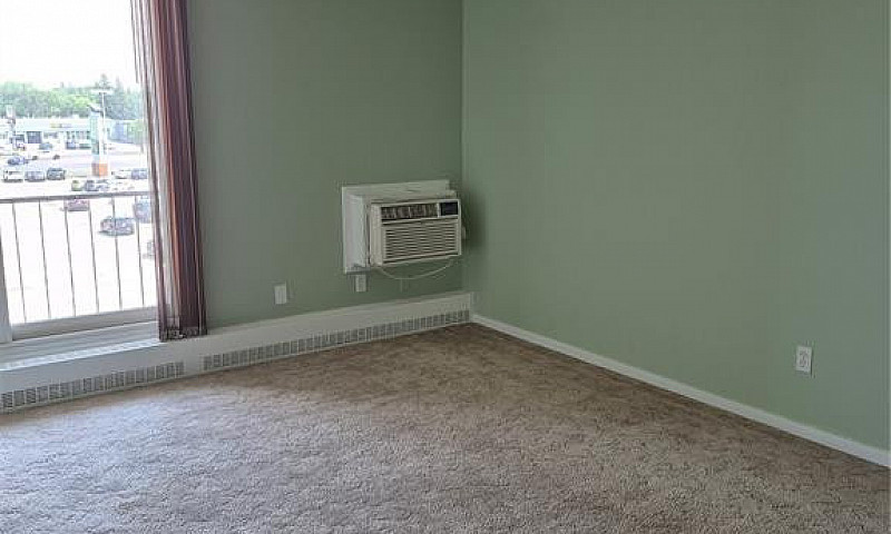 *Condo For Sale* - 4...