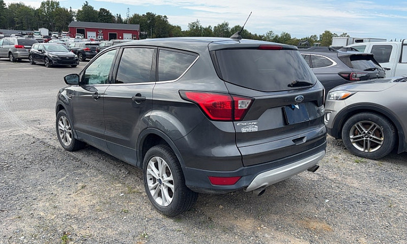 2019 Ford Escape...