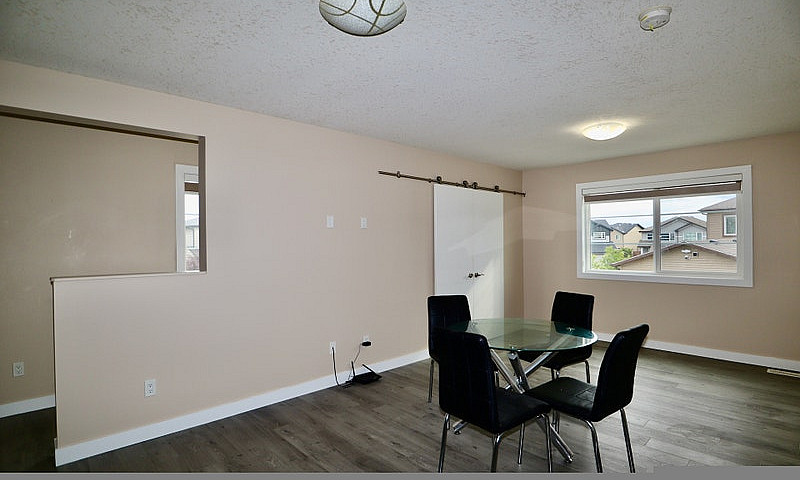 2 Bed 1 Bath Garage ...
