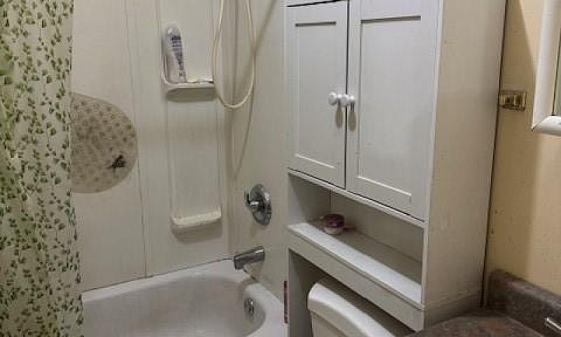 *New Listing* 851 - ...