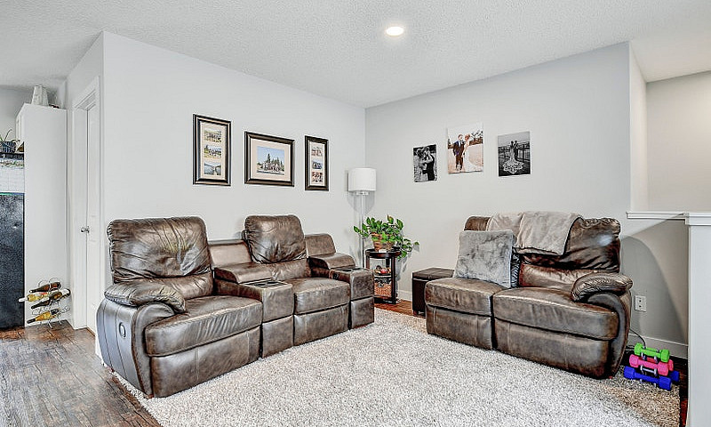 #8891- 3 Bed/1 Bath ...