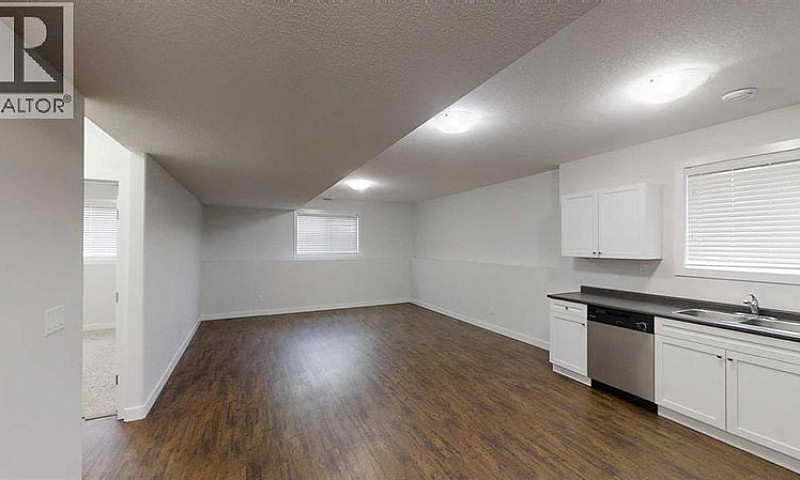 B, 9717 112 Avenue C...