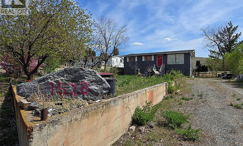 1528 Valleyview Cres...