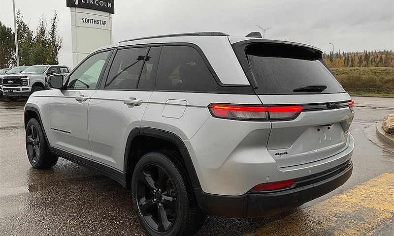 2022 Jeep Grand Cher...
