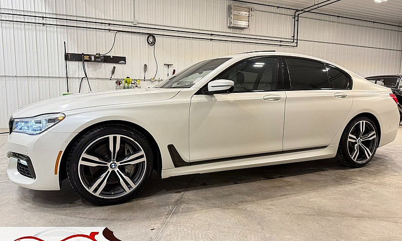 2018 Bmw 750Xi M Spo...