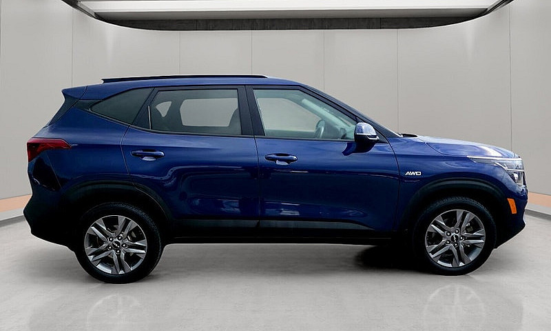 2022 Kia Seltos Lx A...