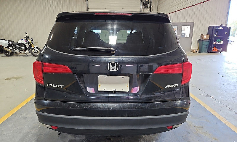 2017 Honda Pilot...