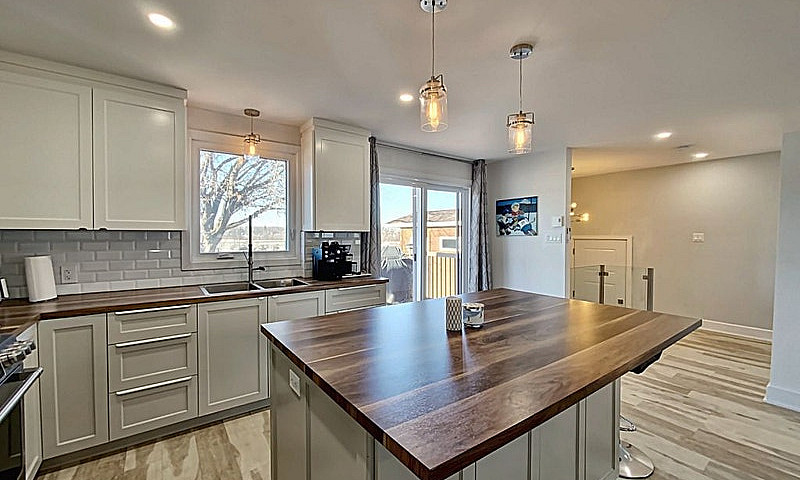 415 000$ - Bungalow ...