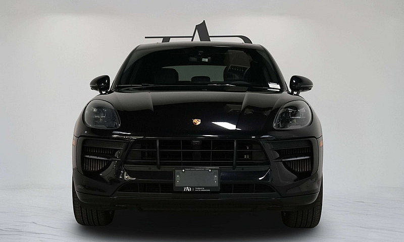 2021 Porsche Macan G...