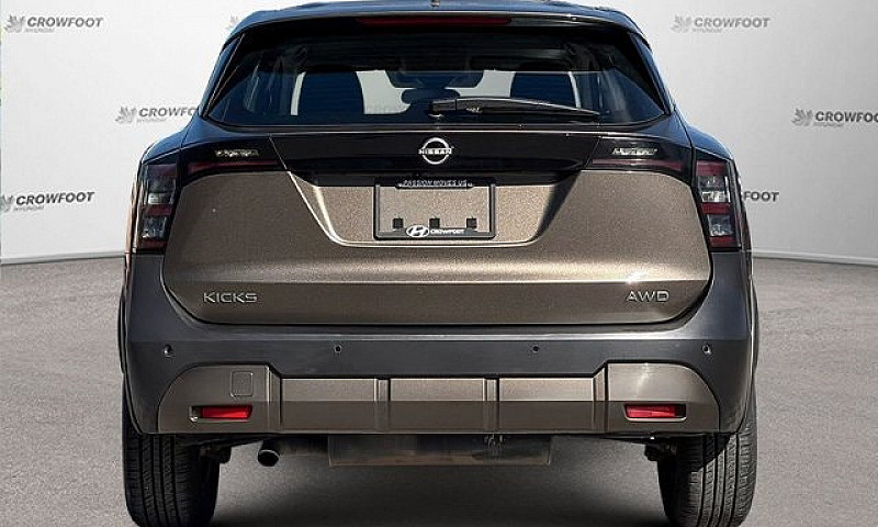 2025 Nissan Kicks S ...