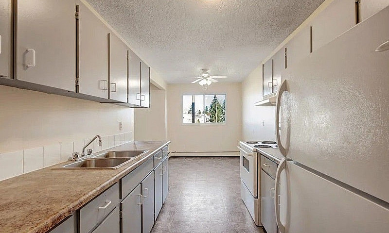 1 Bed X 1 Bath Apart...