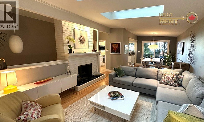 771 Montroyal Boulev...