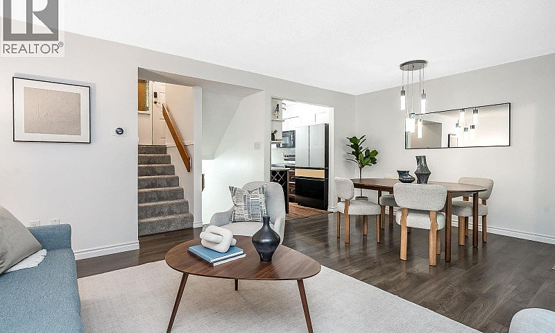 320 Cornell Way Port...