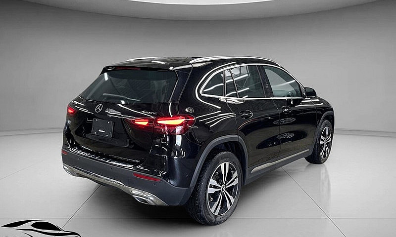 Mercedes-Benz Gla 25...