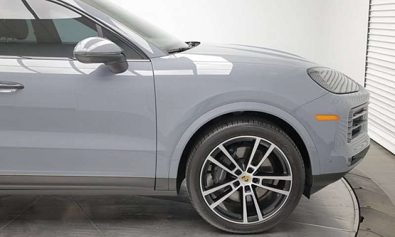2024 Porsche Cayenne...