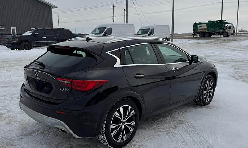 2017 Infiniti Qx30...