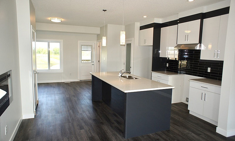 Redwater 3 Bed 2.5 B...