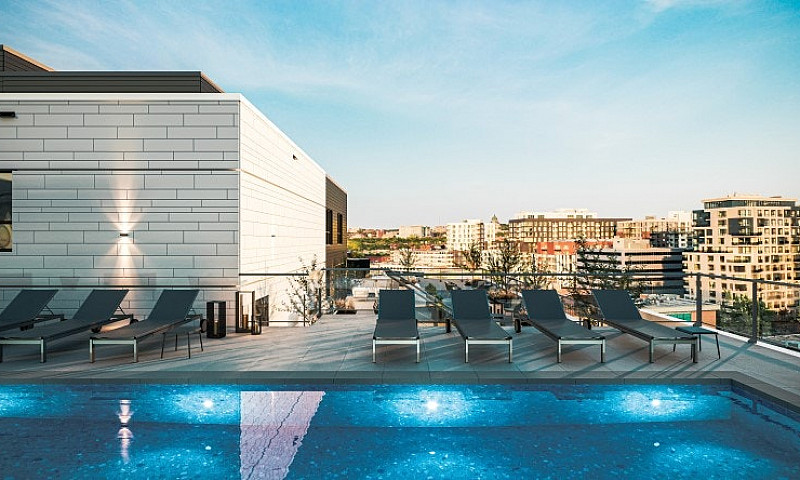 Apartment/Condo For ...