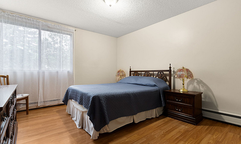#108 - 4545 Rae St -...
