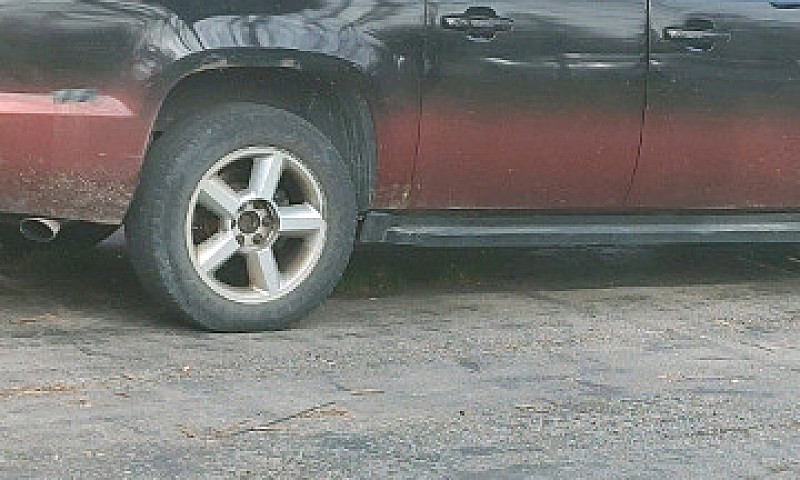 2008 Chevrolet Avala...
