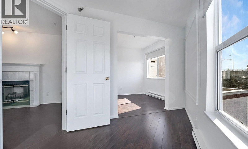12 1328 W 73Rd Avenu...