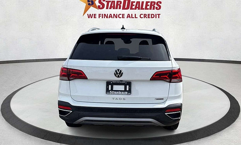 2024 Volkswagen Taos...