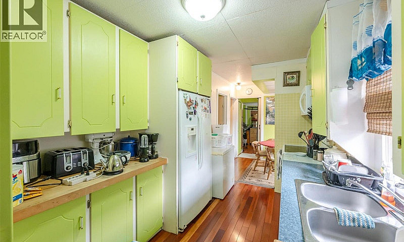 219 Hastings Avenue ...