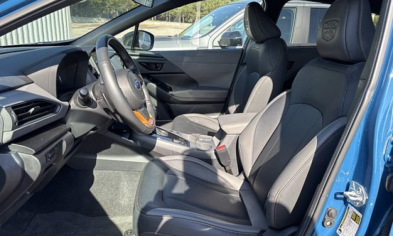 2024 Subaru Crosstre...